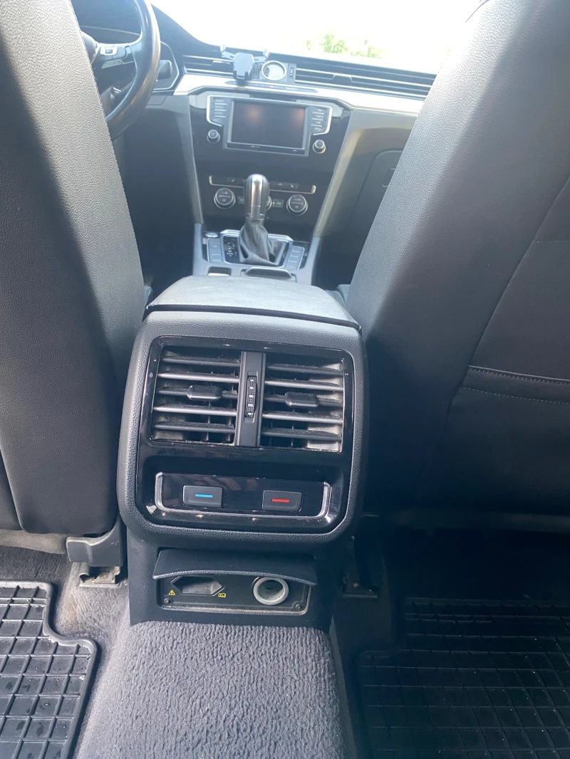 VW Passat, снимка 6 - Автомобили и джипове - 50620633