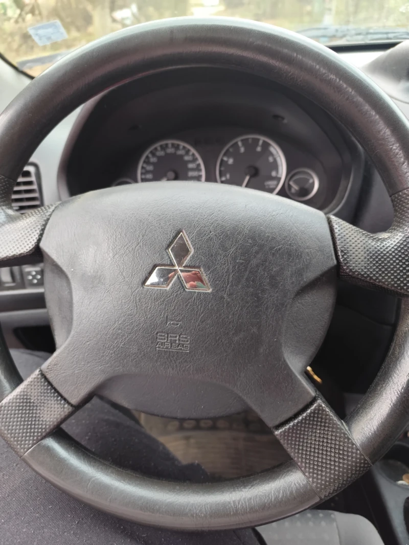 Mitsubishi Space star, снимка 12 - Автомобили и джипове - 52885597