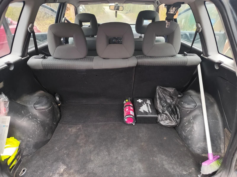 Mitsubishi Space star, снимка 14 - Автомобили и джипове - 52885597