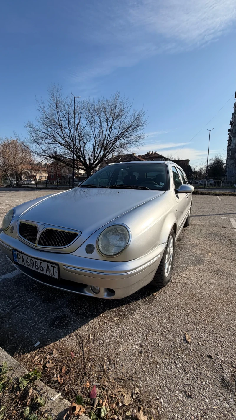 Lancia Lybra, снимка 2 - Автомобили и джипове - 52920373