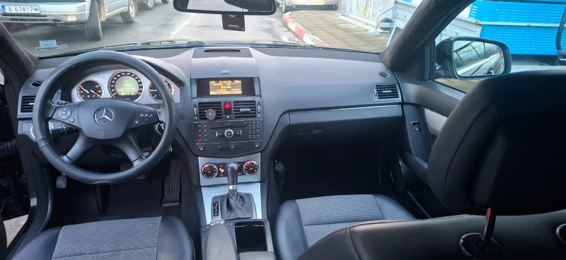 Mercedes-Benz C 220 2.2 CDI, снимка 10 - Автомобили и джипове - 53035817