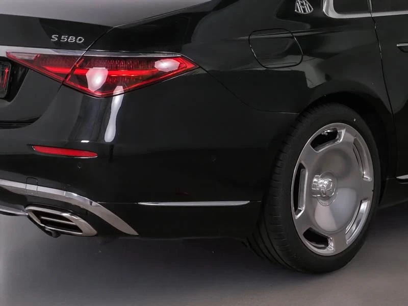 Mercedes-Benz S 580 MAYBACH/FIRST CLASS/DESIGNO/EXCLUSIV/BURM/PANO/TV/ - изображение 5