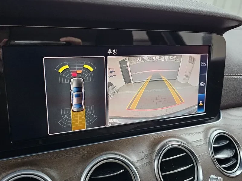 Mercedes-Benz E 220 CDI Avantgarde - САМО 30% АВАНС!, снимка 16 - Автомобили и джипове - 55441742