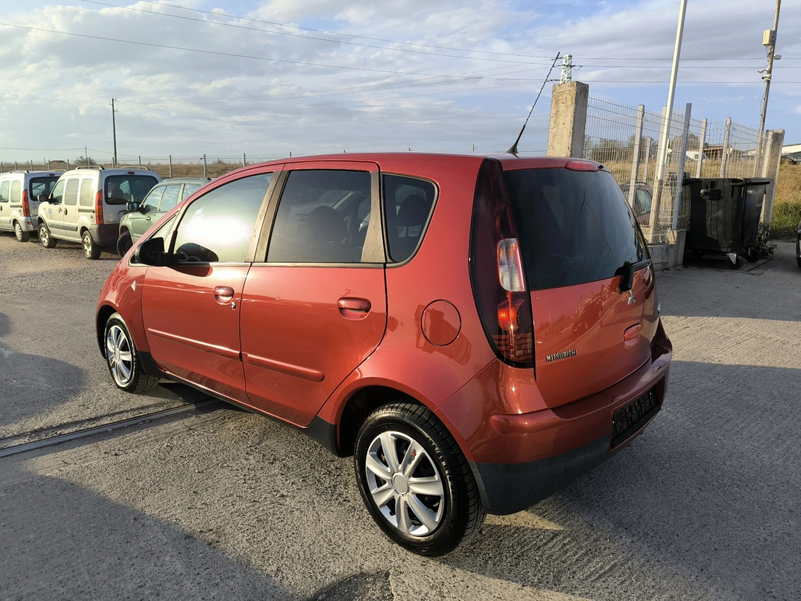 Mitsubishi Colt 1.3i automat - изображение 5