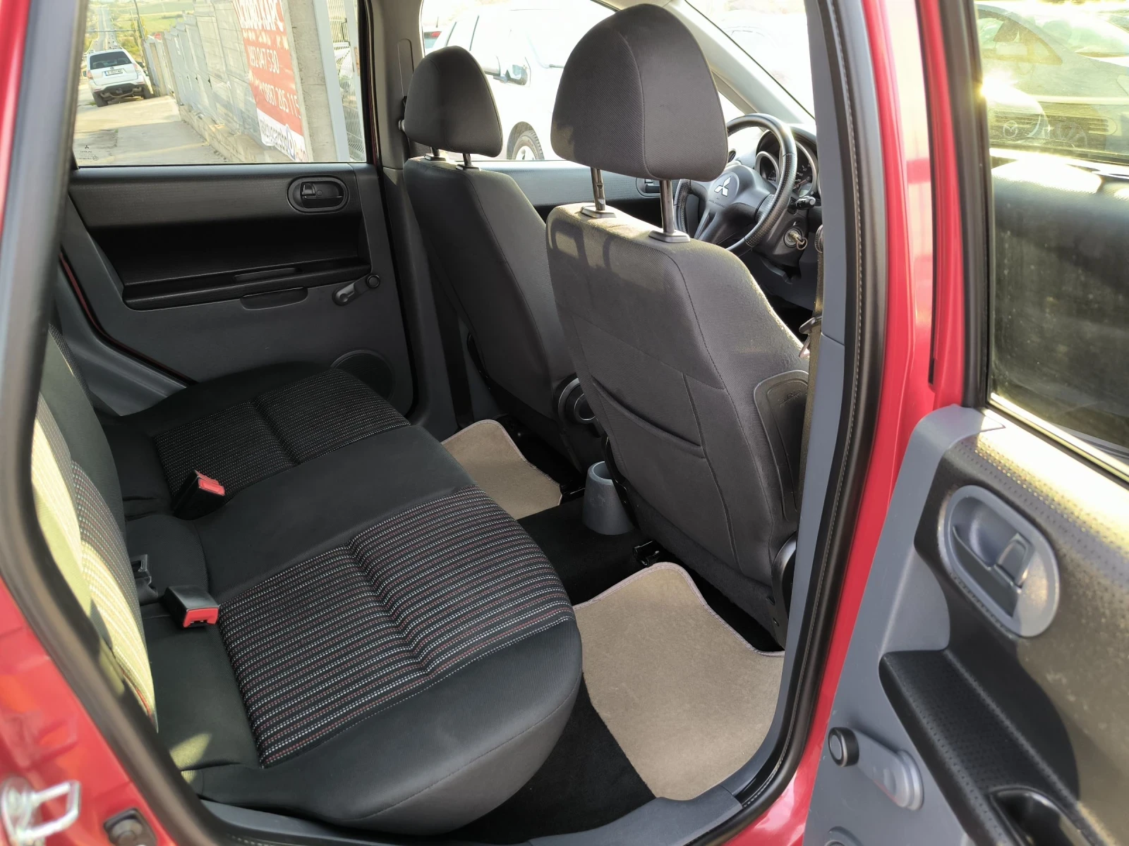 Mitsubishi Colt 1.3i automat | Mobile.bg — изображение 12