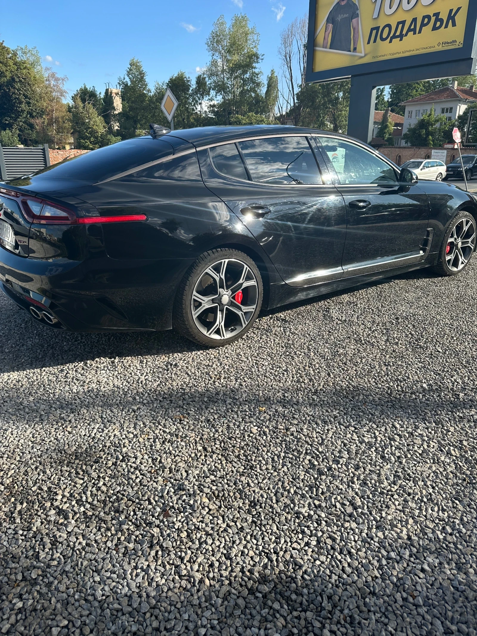 Kia Stinger 3.3T AWD GT   370 к.с. - изображение 7