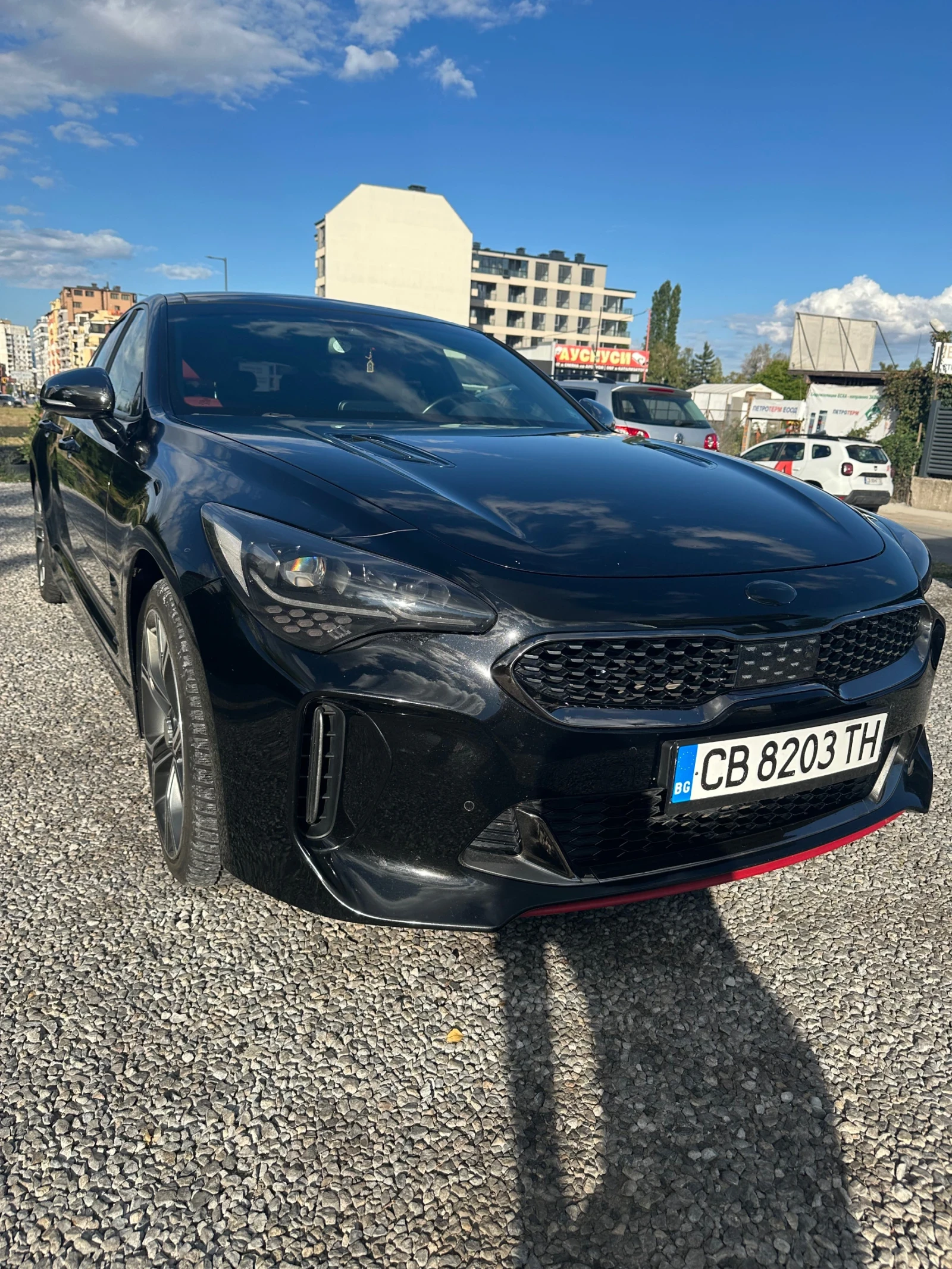 Kia Stinger 3.3T AWD GT   370 к.с. - изображение 2