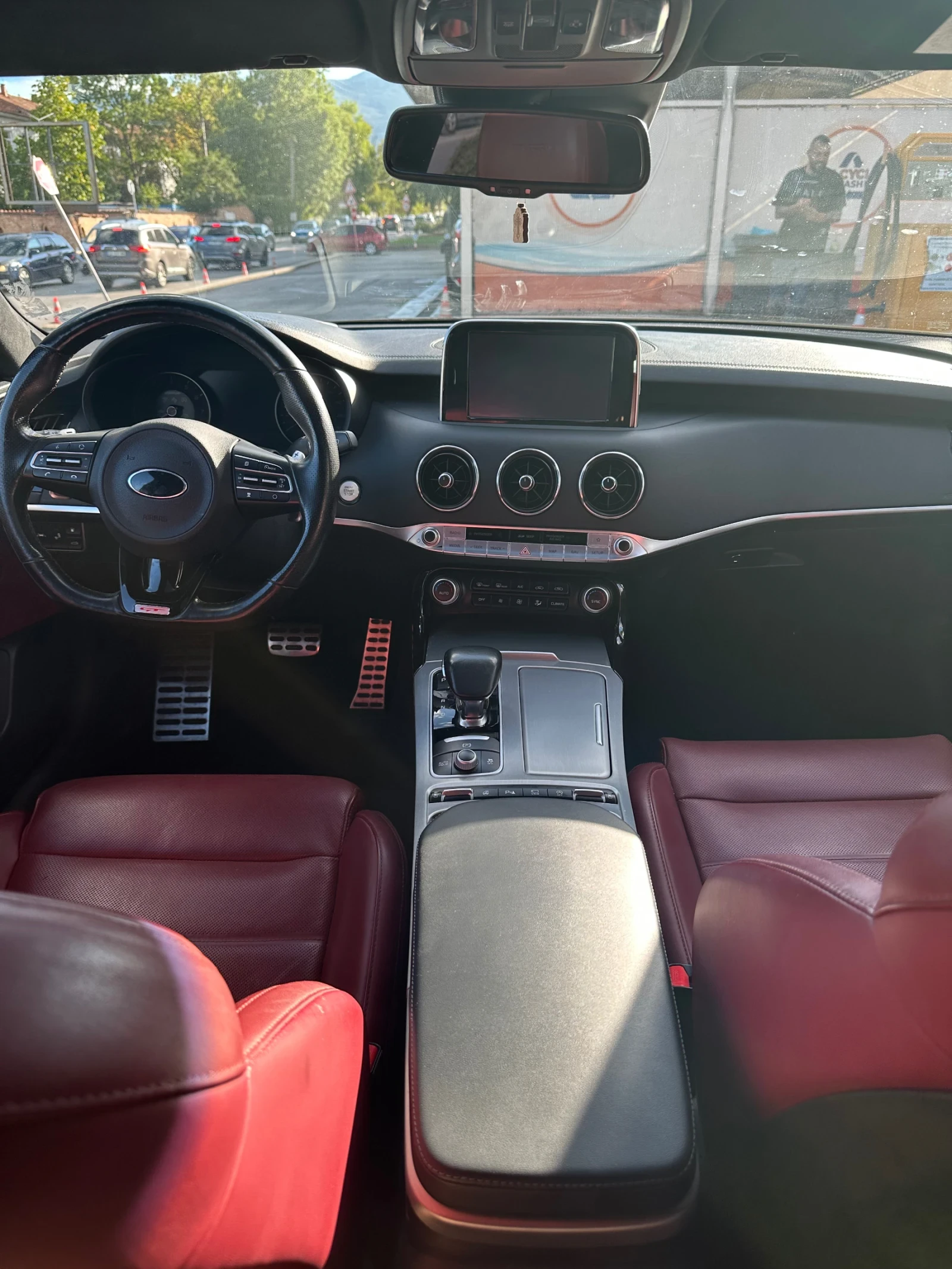 Kia Stinger 3.3T AWD GT   370 .. | Mobile.bg   14