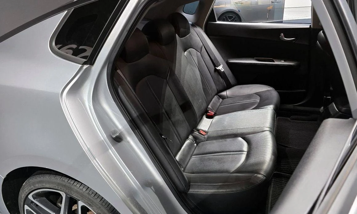 Kia K5 | Mobile.bg   12