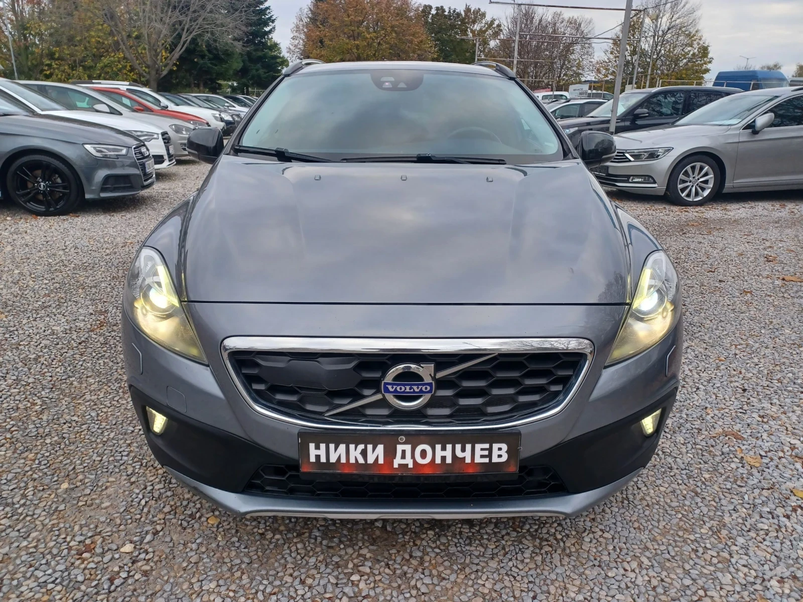 Volvo V40 Cross Country 2.0-120ps.NAVI!! DISTRONIC!XENON-LED!PODGREV FULL! | Mobile.bg   2