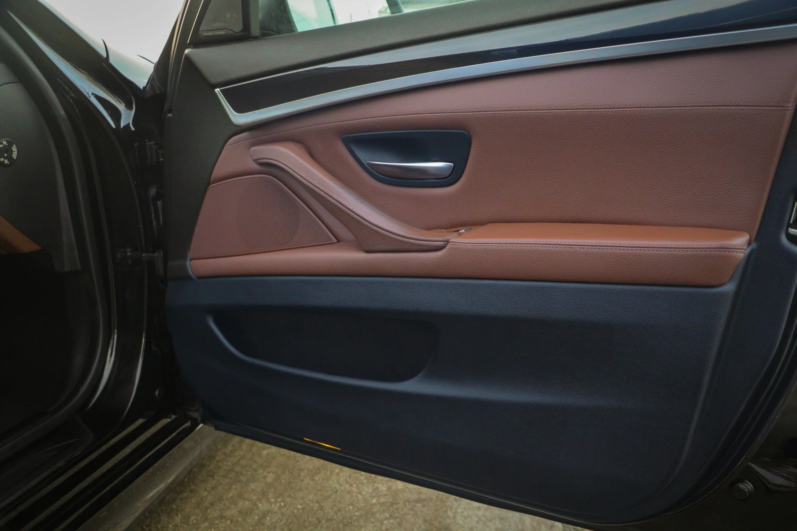 BMW 525 D = ������ = M-PACK = AKRAPOVIC = TOP | Mobile.bg � ����������� 12