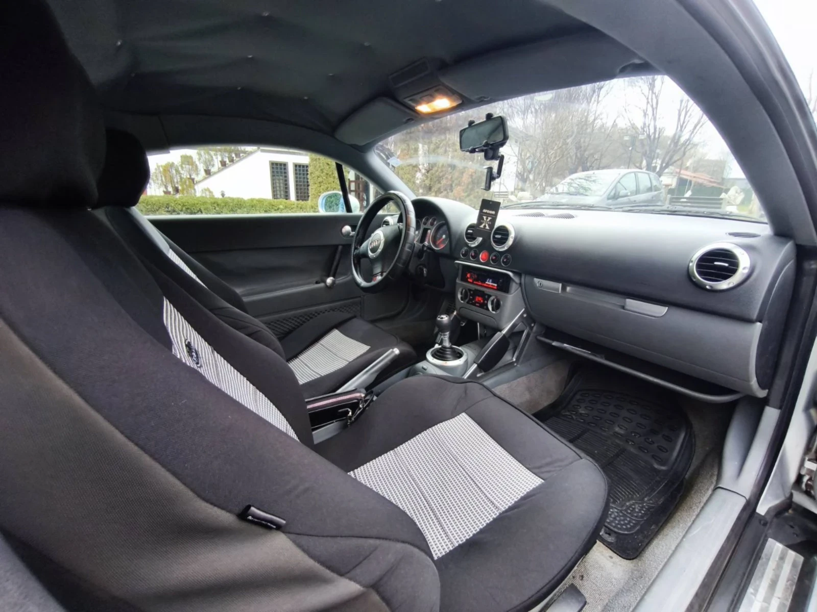 Audi Tt, снимка 4 - Автомобили и джипове - 53573654