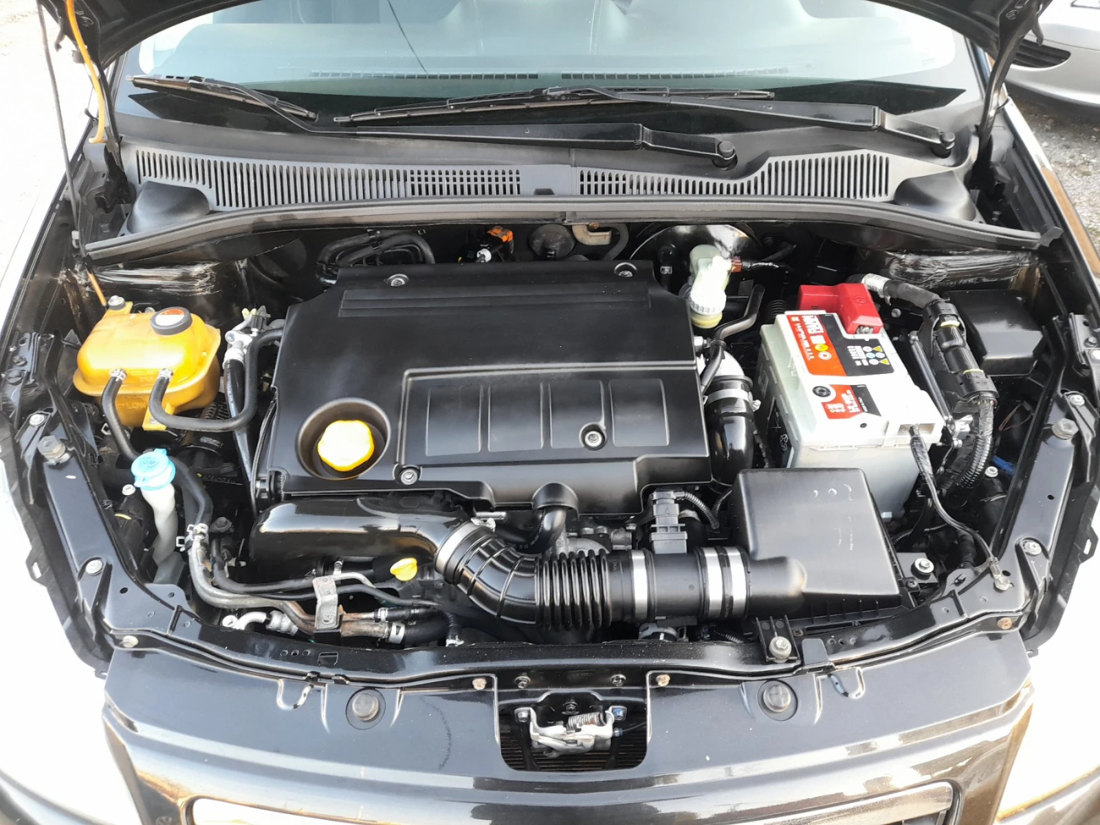 Fiat Sedici 1.9Multijet 4x4, снимка 17 - Автомобили и джипове - 53829041