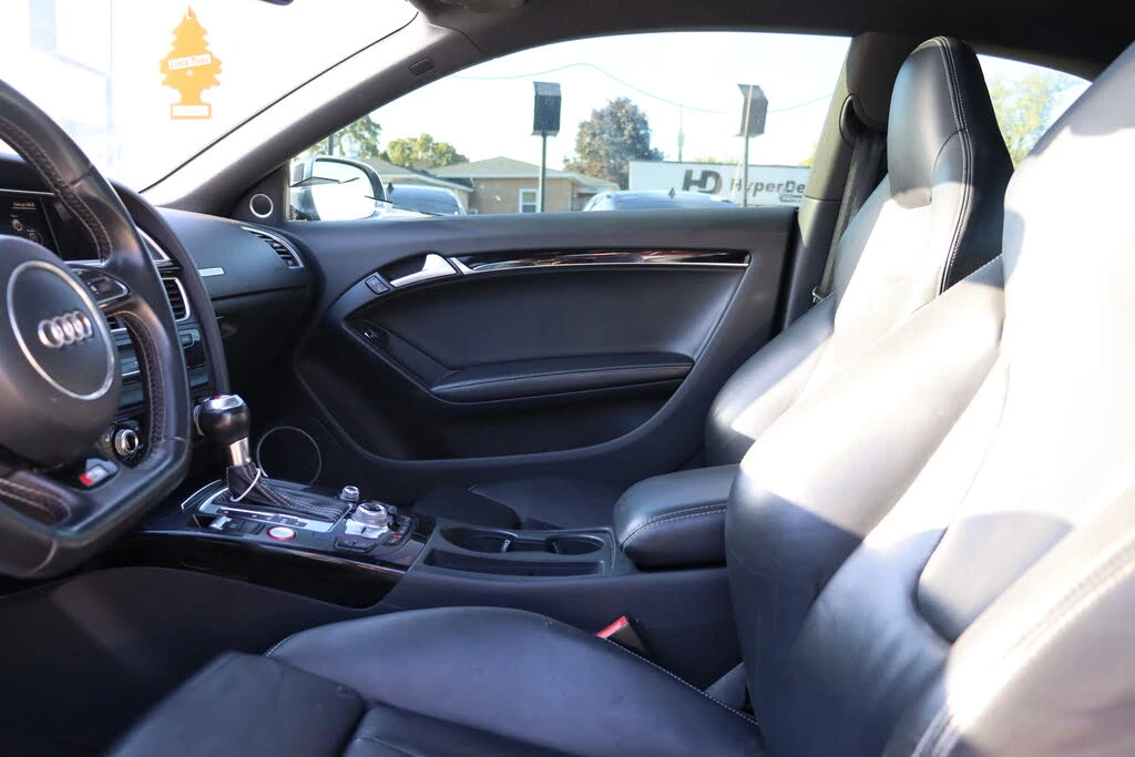 Audi S5 QUATTRO* ШИБИДАХ* КОЖА* ПОДГРЕВ* KEYLESS* , снимка 11 - Автомобили и джипове - 54033390