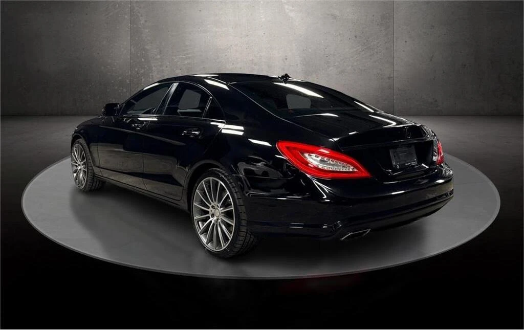Mercedes-Benz CLS 550 /MASSAGE SEATS/PIANO BLACK TRIM/ ЦЕНА ДО БЪЛГАРИЯ , снимка 4 - Автомобили и джипове - 54126399