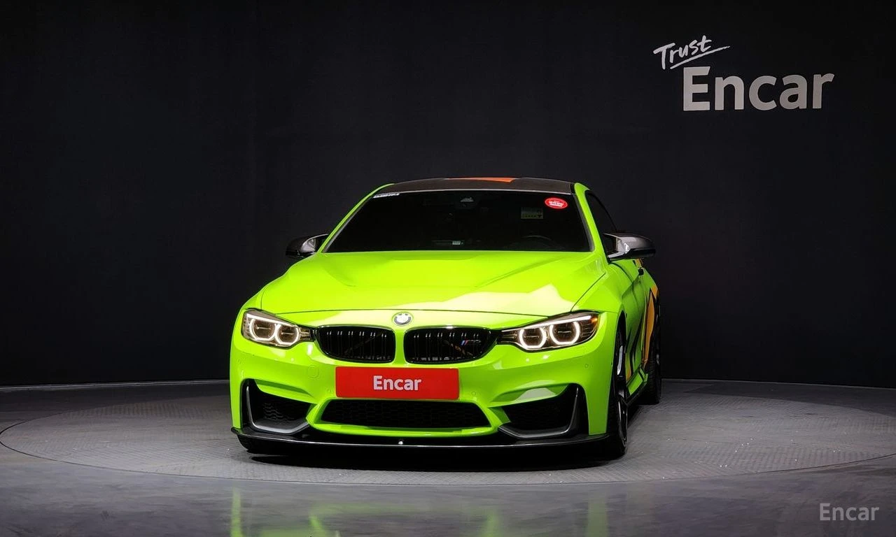 BMW M4 COUPE* КОЖА* ПОДГРЕВ* НАВИ* HARMAN* CAMERA* HUD, снимка 3 - Автомобили и джипове - 54667844