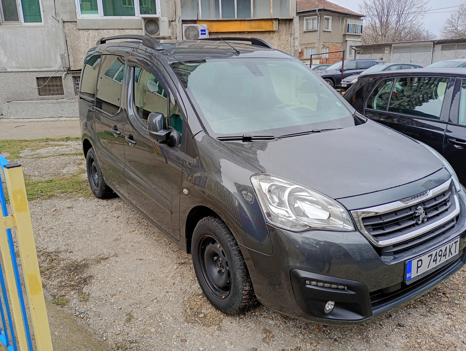 Peugeot Partner, снимка 2 - Автомобили и джипове - 54717451