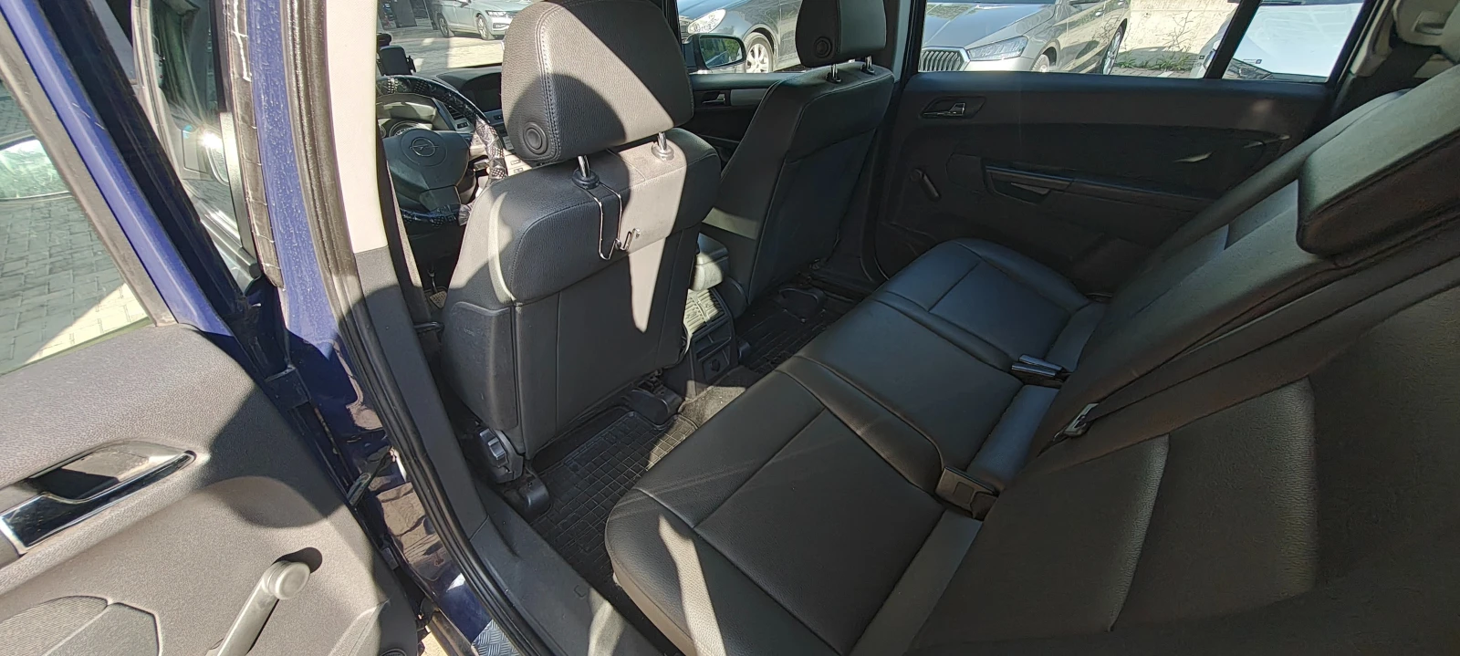 Opel Zafira 1.6 CNG, снимка 11 - Автомобили и джипове - 55335206