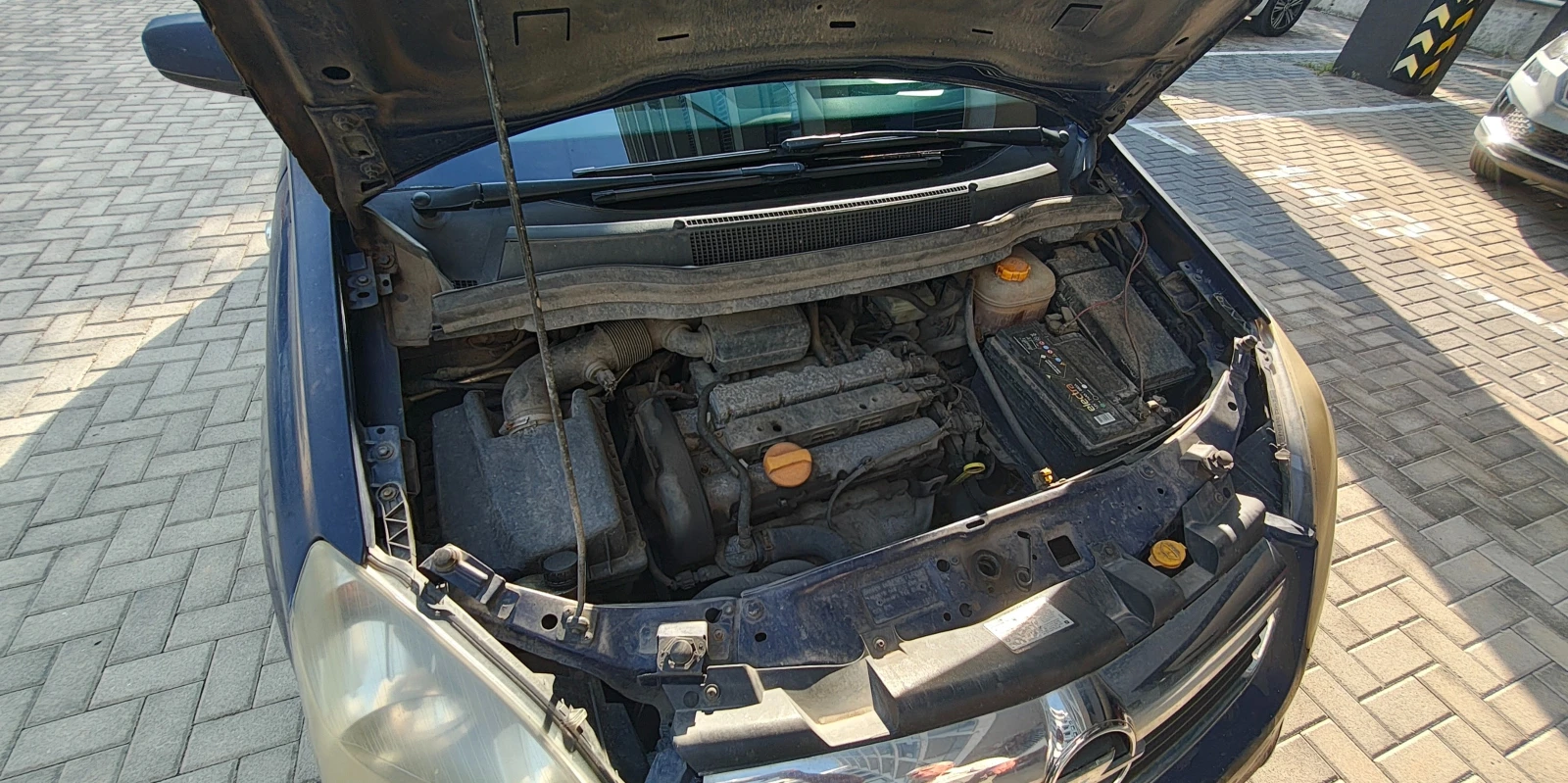 Opel Zafira 1.6 CNG, снимка 16 - Автомобили и джипове - 55335206