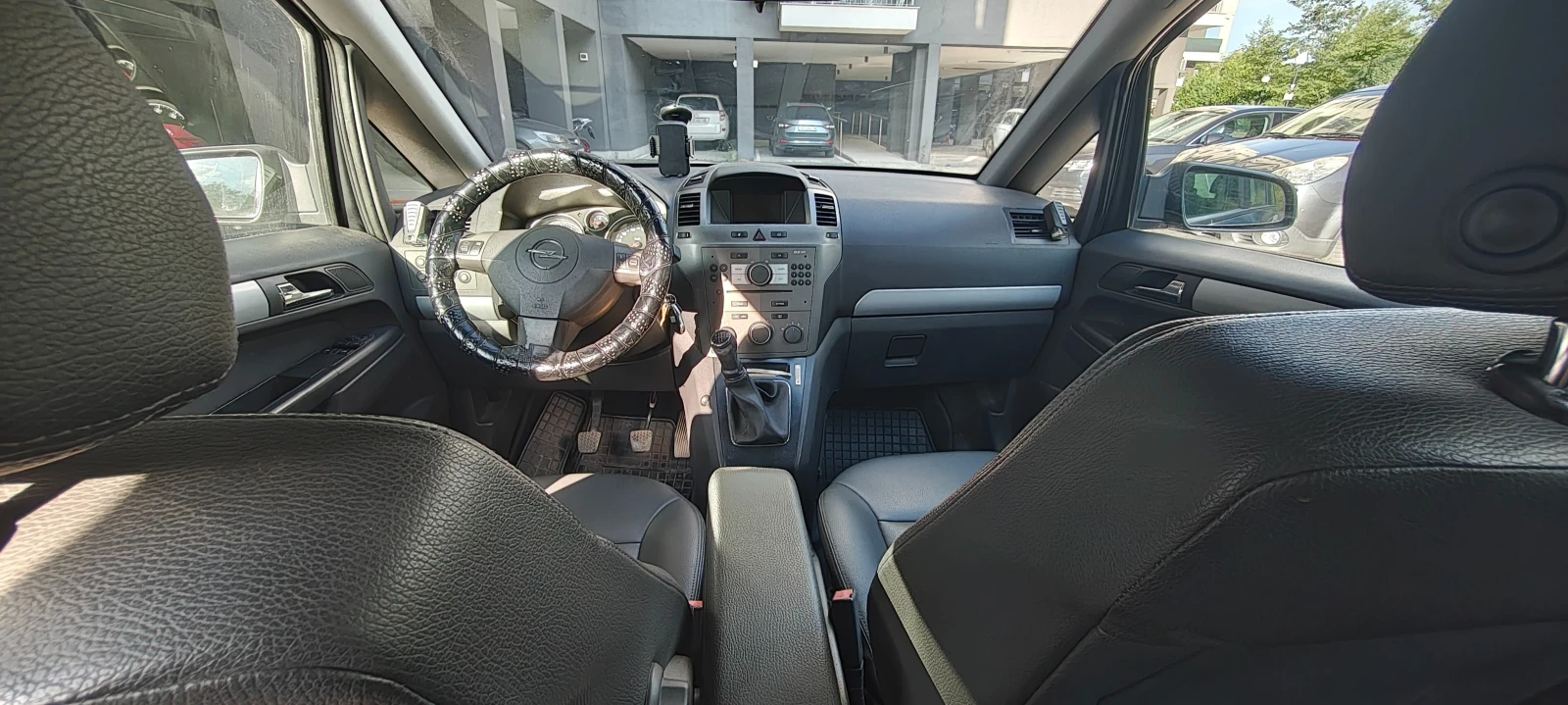 Opel Zafira 1.6 CNG, снимка 13 - Автомобили и джипове - 55335206