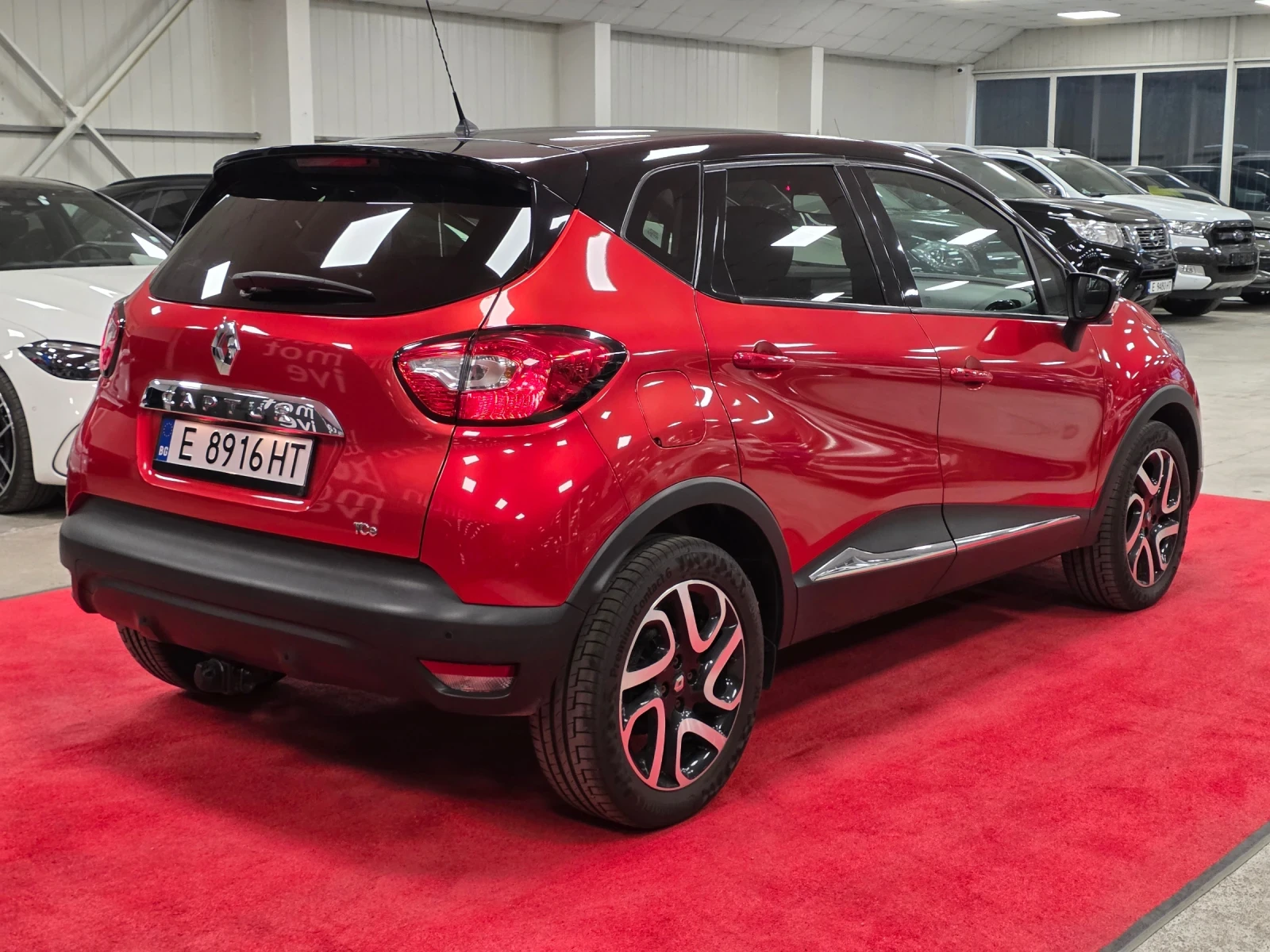 Renault Captur 1.2 TCe | Automatic | Напълно обслужен, снимка 6 - Автомобили и джипове - 55429148