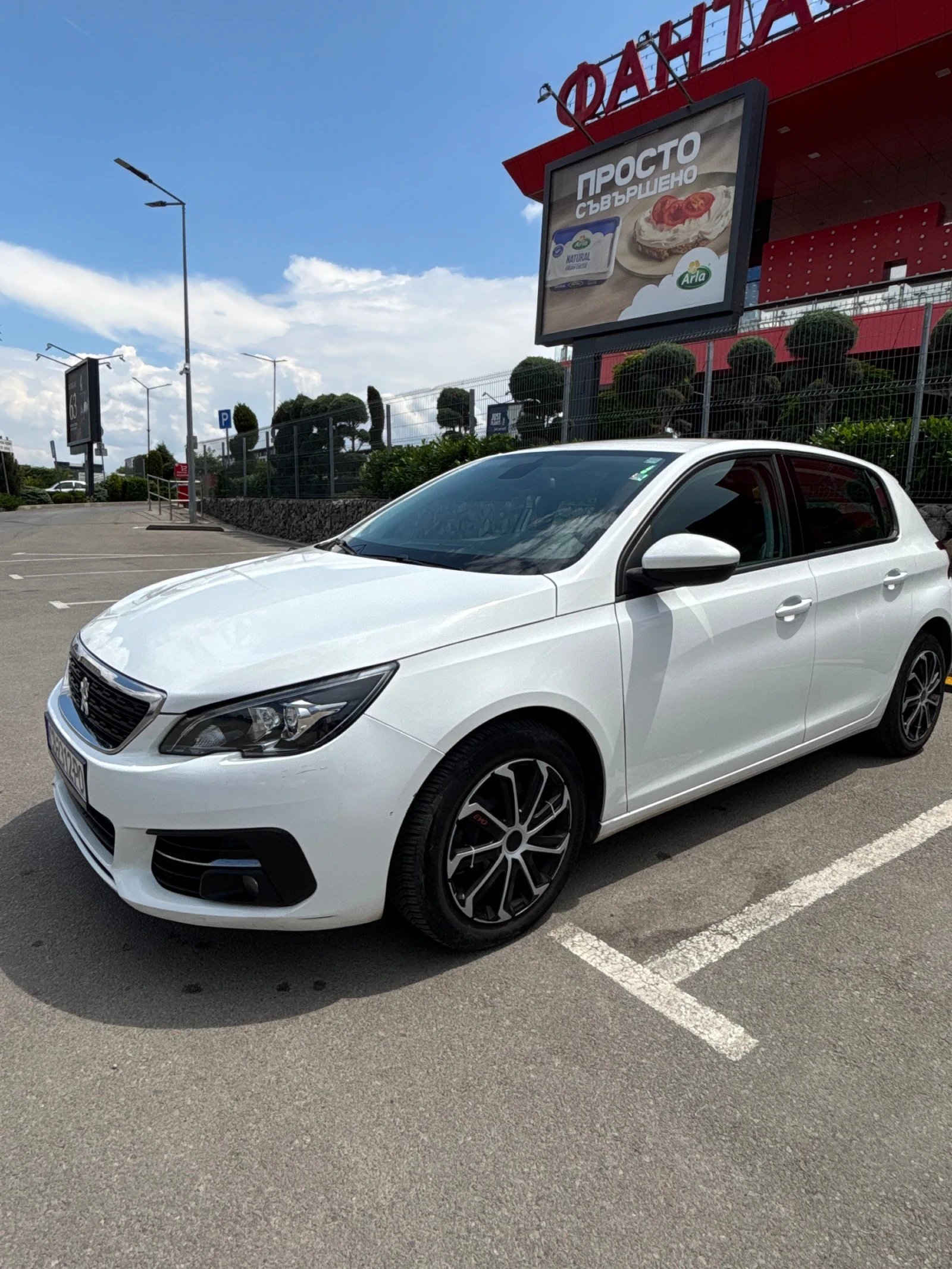 Peugeot 308 1.5HDI, снимка 5 - Автомобили и джипове - 55453173