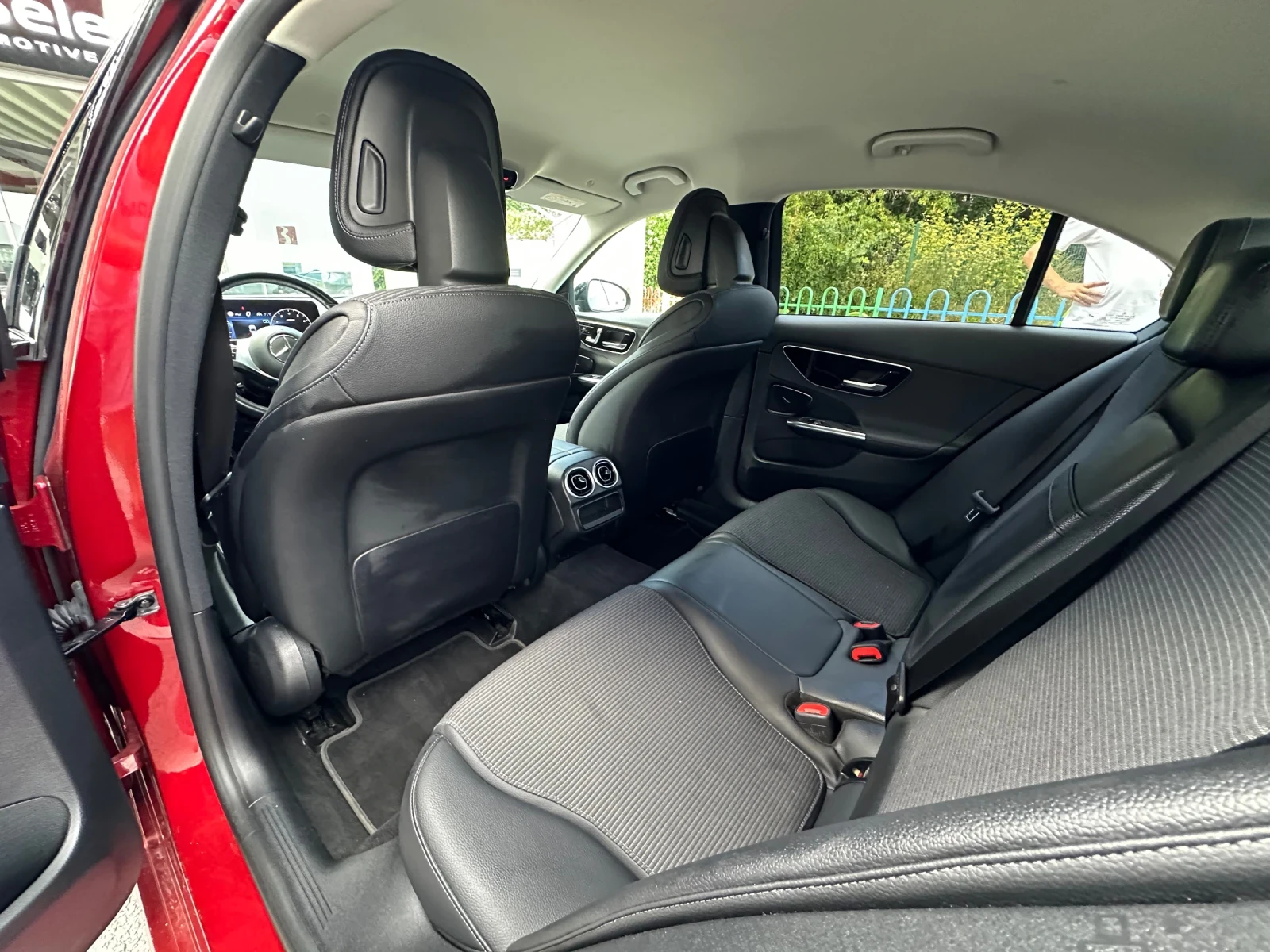 Mercedes-Benz C 300 4-MATIC/360/, снимка 13 - Автомобили и джипове - 55588103