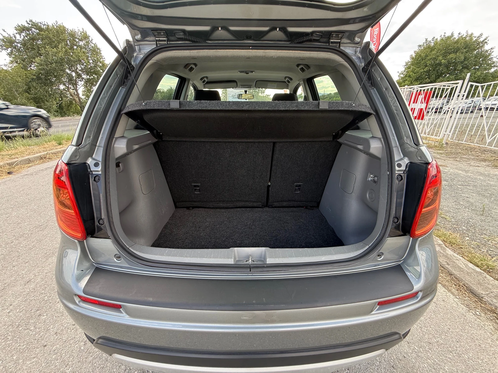 Suzuki SX4 4х4 NAVI FACELIFT ШВЕЙЦАРИЯ, снимка 12 - Автомобили и джипове - 55676862