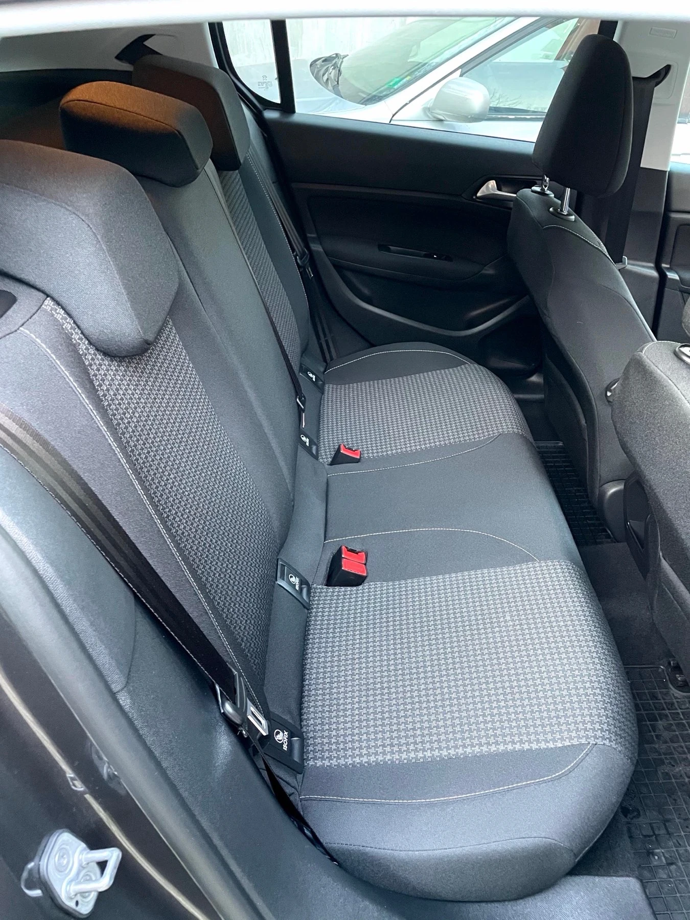 Peugeot 308, снимка 6 - Автомобили и джипове - 56071624