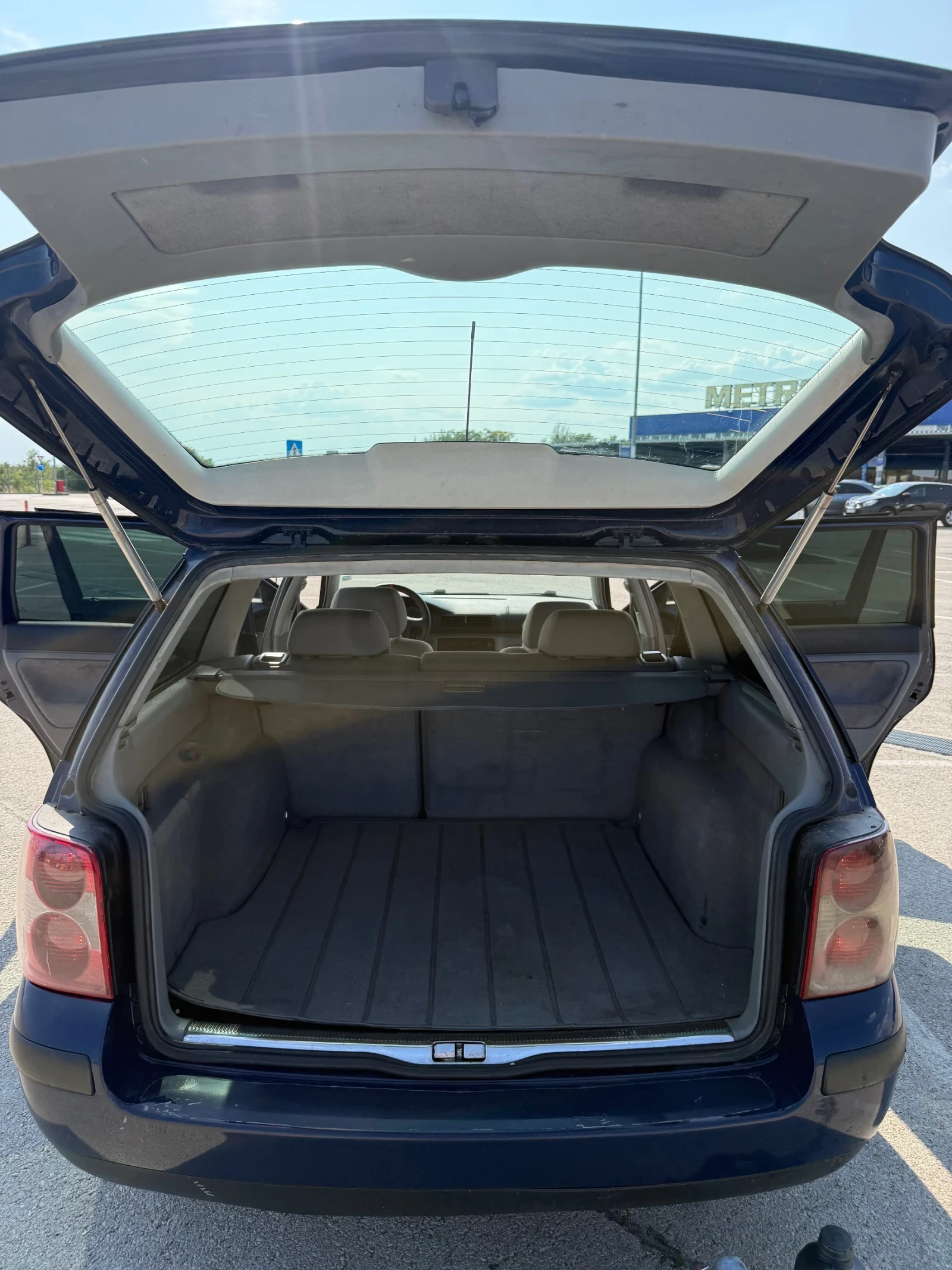 VW Passat 1.9TDI 101кс, снимка 11 - Автомобили и джипове - 56707721