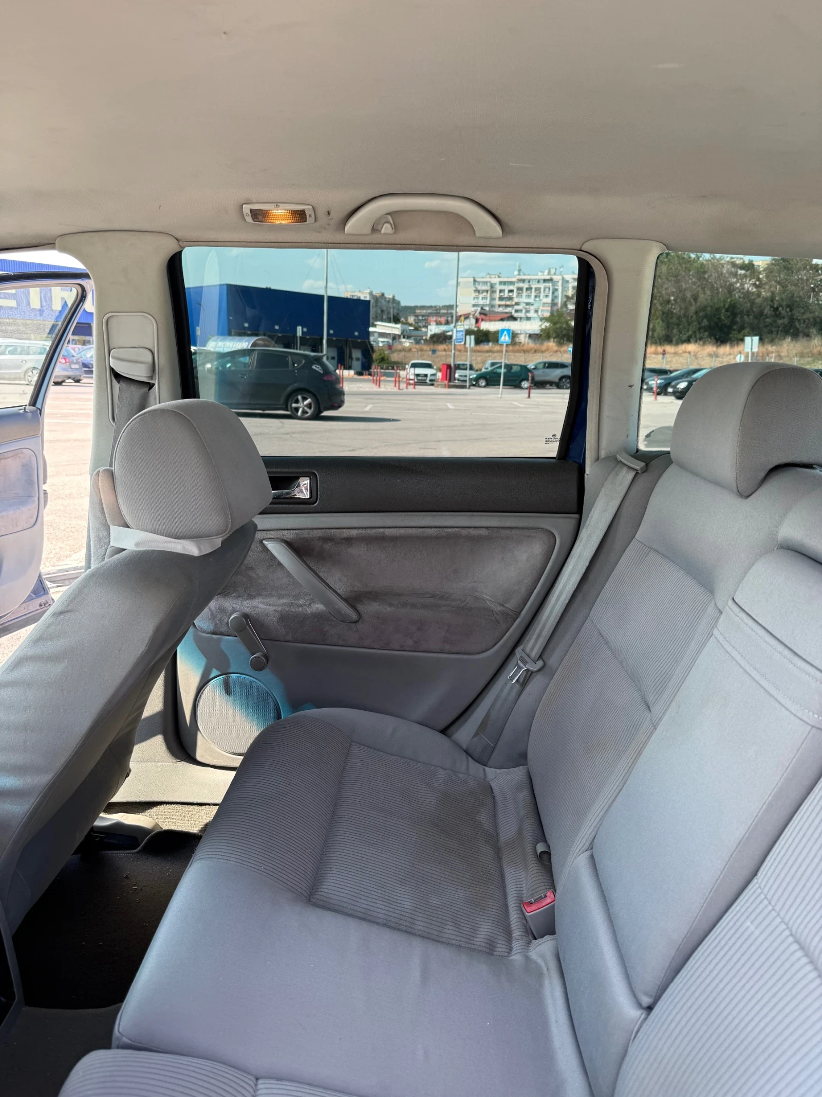 VW Passat 1.9TDI 101кс, снимка 13 - Автомобили и джипове - 56707721
