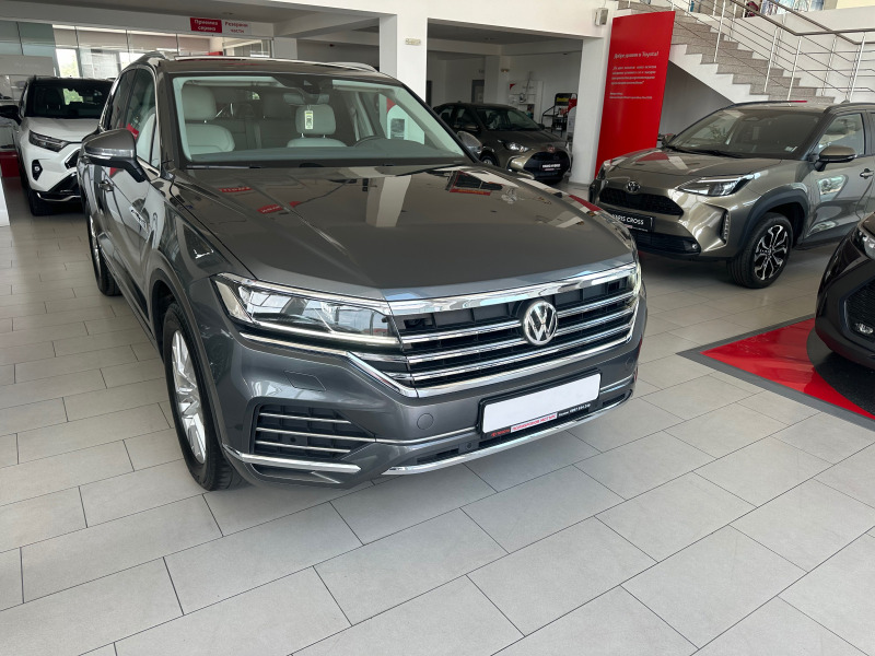 VW Touareg Elegance* 4Motion, снимка 7 - Автомобили и джипове - 46645683