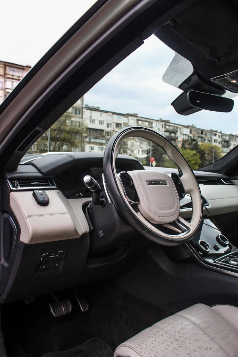 Land Rover Range Rover Velar Velar R Dynamic First Edition All Options Panorama, снимка 5 - Автомобили и джипове - 51542464