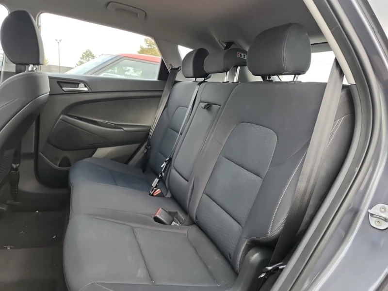 Hyundai Tucson * PREFERRED * CARFAX * ЦЕНА ДО БГ, снимка 12 - Автомобили и джипове - 52726014
