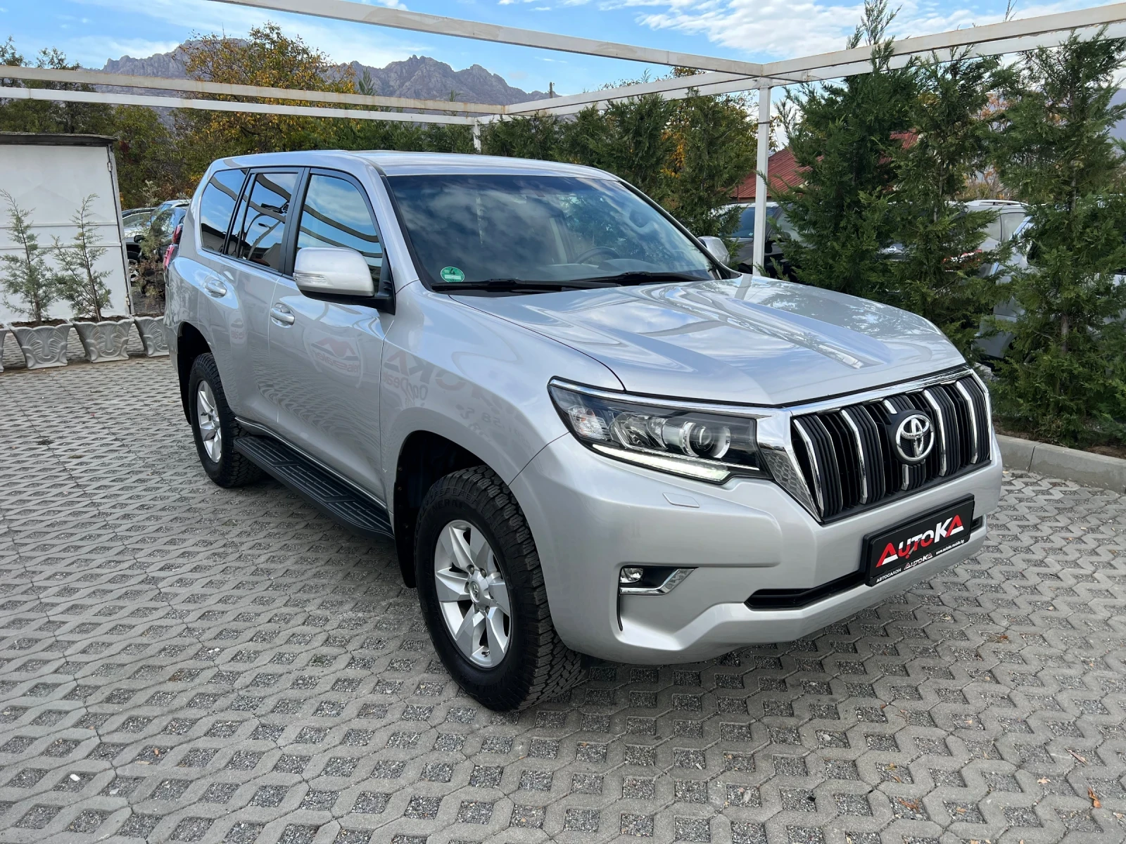 Toyota Land cruiser 2.8D4d-177кс= 4х4= АВТОМАТ= FACE= КАМЕРА= НАВИ - изображение 2