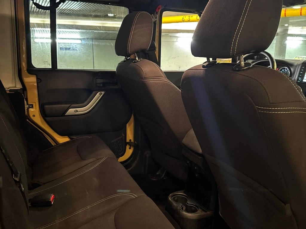 Jeep Wrangler * Sahara * CARFAX * ��� ������������ ������ | Mobile.bg � ����������� 16