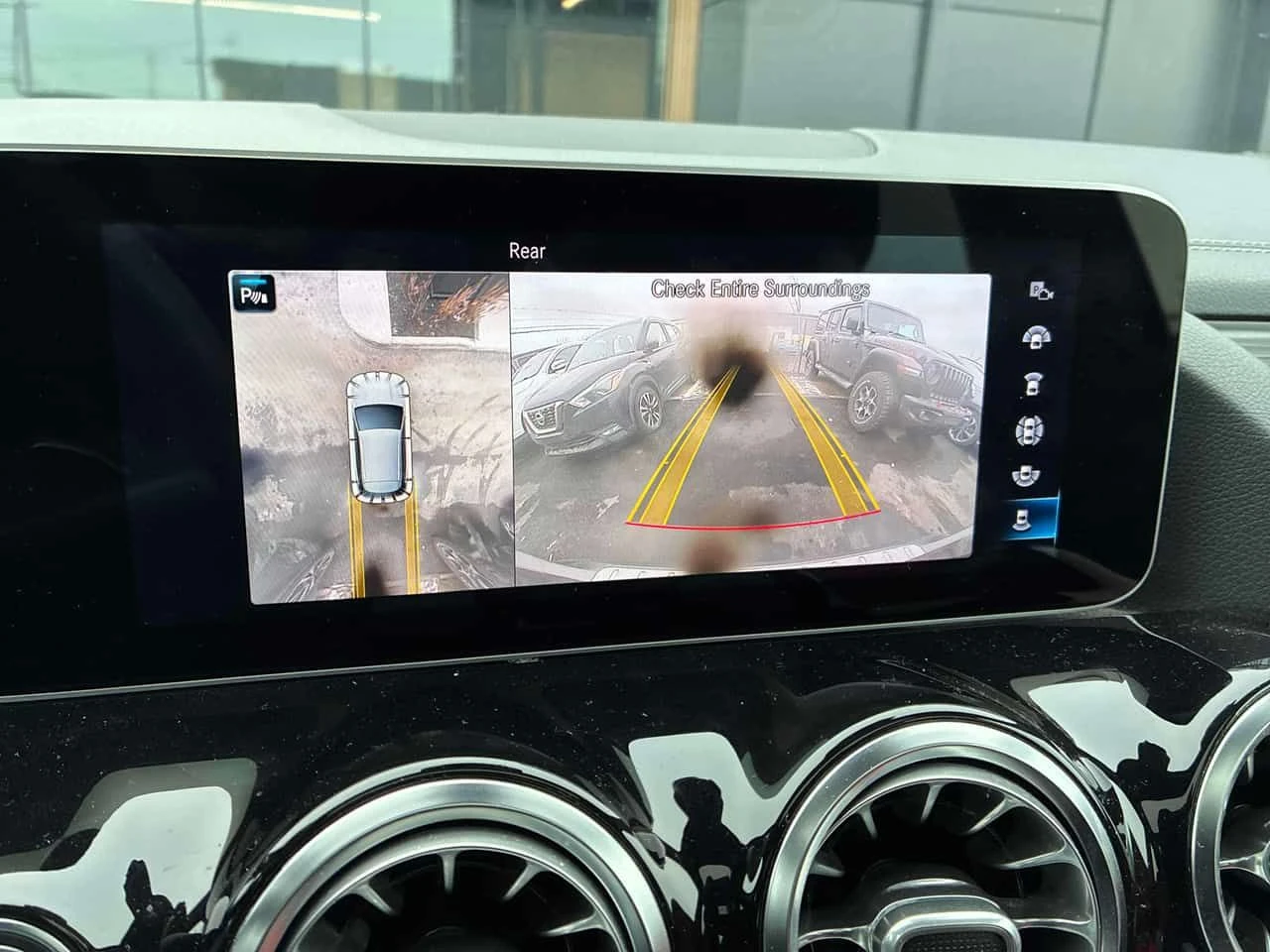 Mercedes-Benz GLA AMG 35  CARFAX, снимка 15 - Автомобили и джипове - 53867370