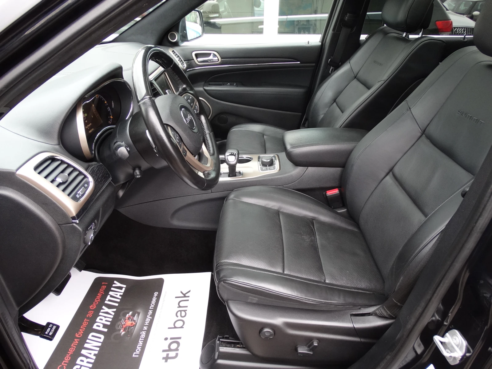 Jeep Grand cherokee 3.0 full SUMMIT, снимка 6 - Автомобили и джипове - 53995347