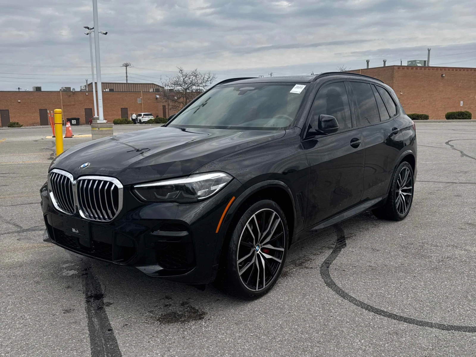 BMW X5 xDrive40i * M ПАКЕТ * ДИСТРОНИК * SWAROVSKI, снимка 5 - Автомобили и джипове - 54554494