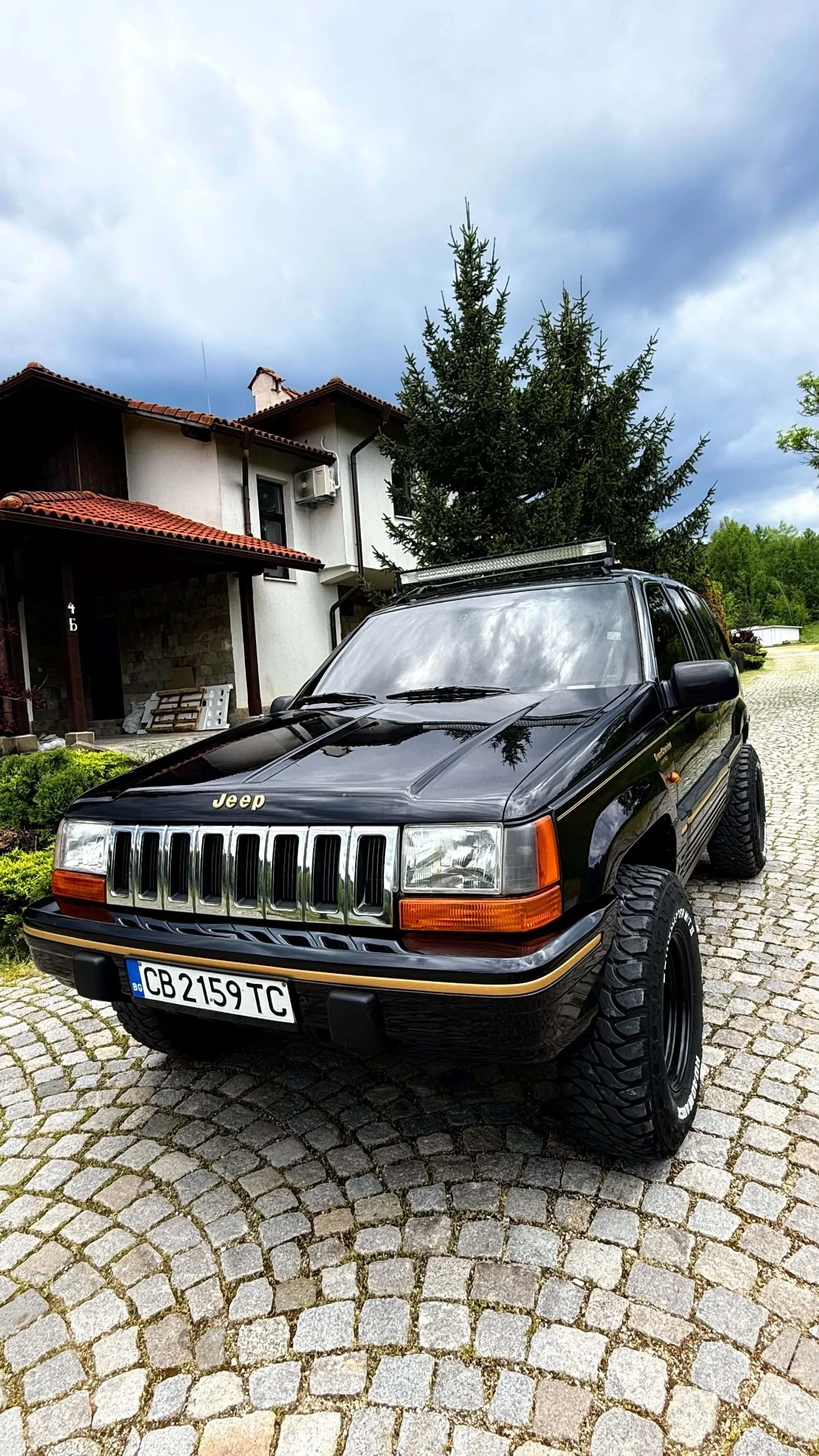 Jeep Grand cherokee 5.2 газ бензин  1998г. , снимка 13 - Автомобили и джипове - 54568099