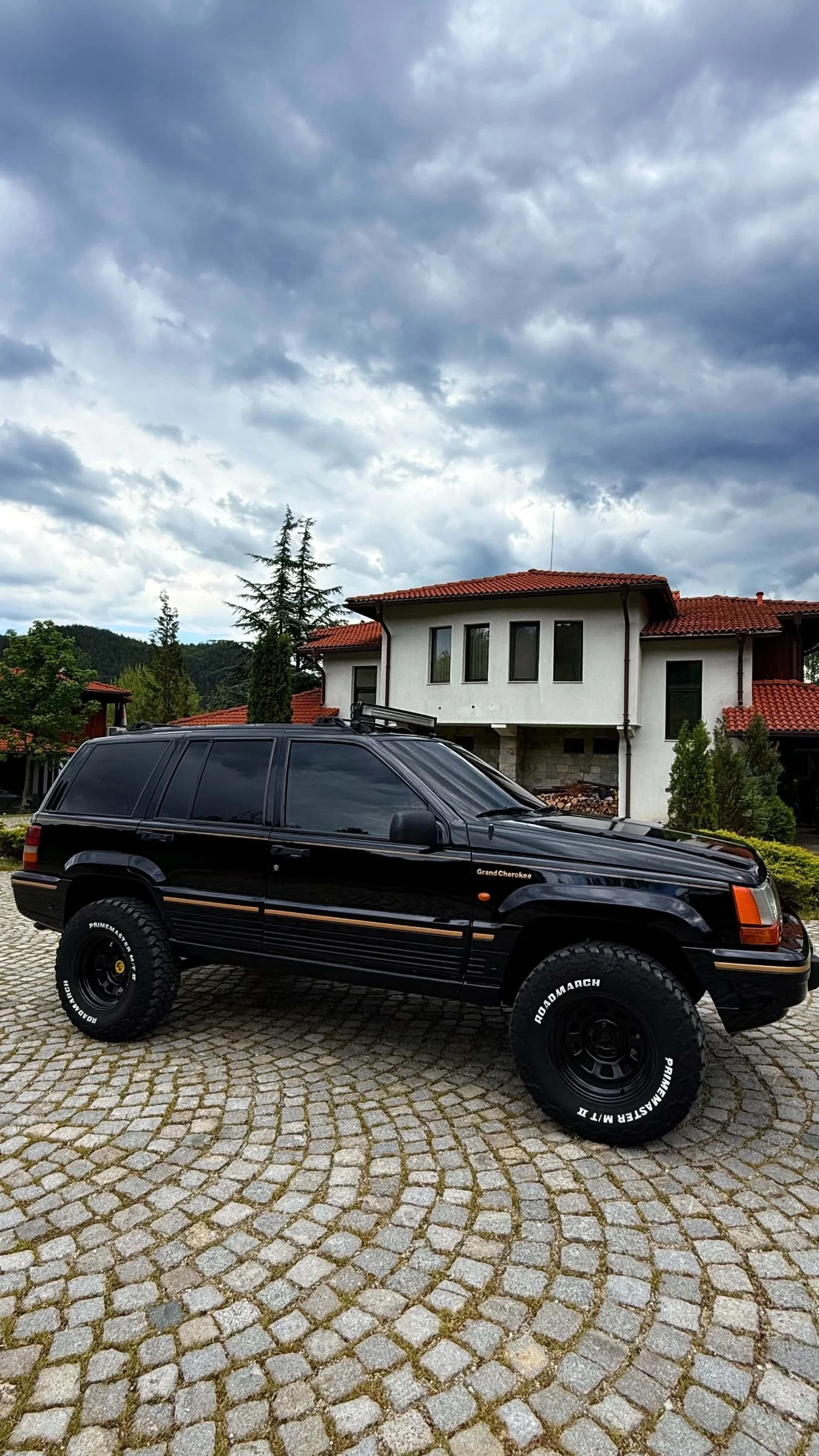 Jeep Grand cherokee 5.2 газ бензин  1998г. , снимка 5 - Автомобили и джипове - 54568099