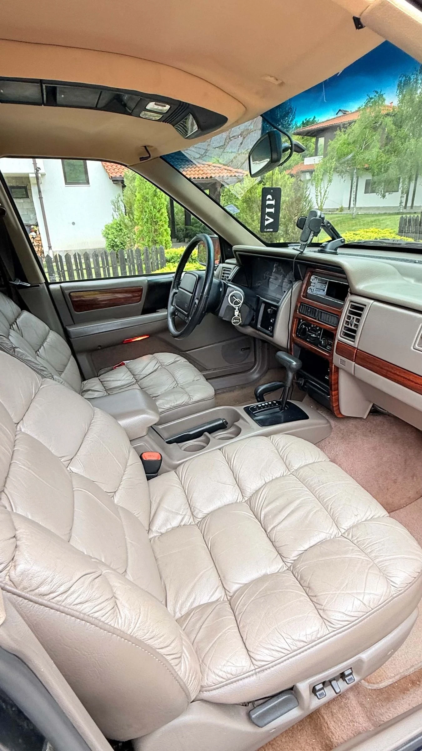 Jeep Grand cherokee 5.2 газ бензин  1998г. , снимка 14 - Автомобили и джипове - 54568099