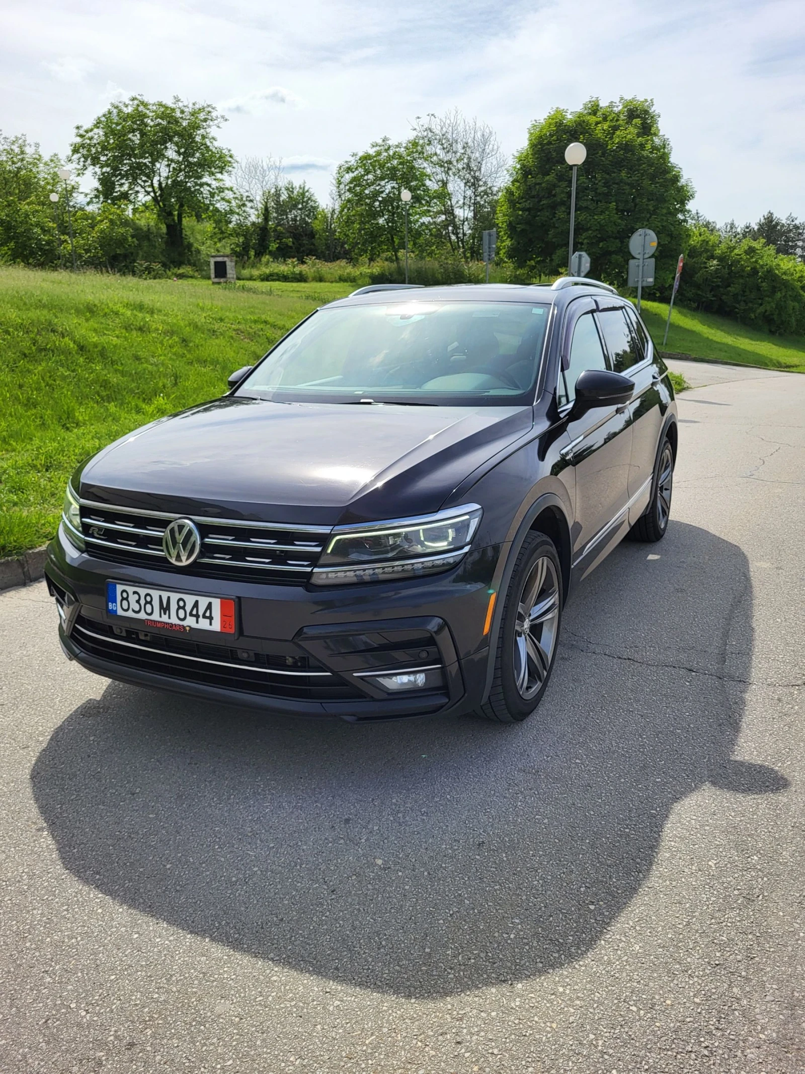 VW Tiguan R Line * HighLine * 8ск * ТОП, снимка 13 - Автомобили и джипове - 54618184
