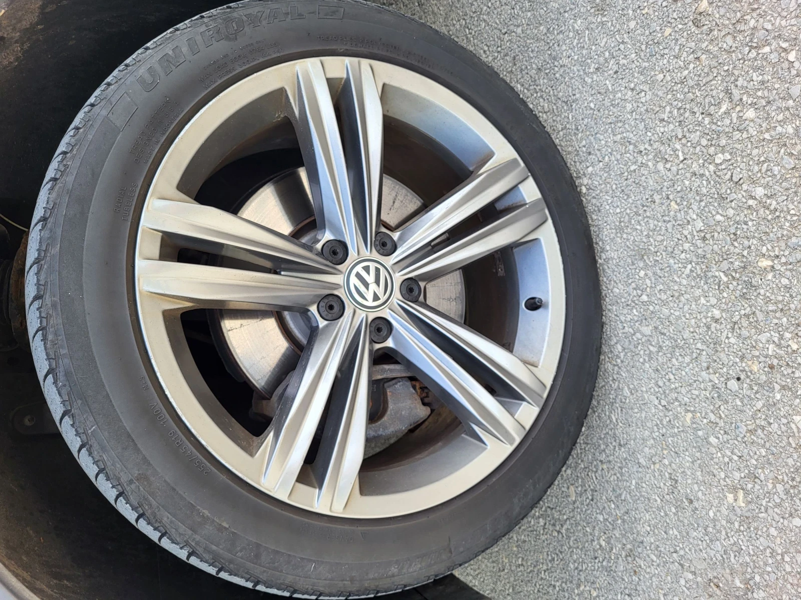 VW Tiguan R Line * HighLine * 8ск * ТОП, снимка 14 - Автомобили и джипове - 54618184