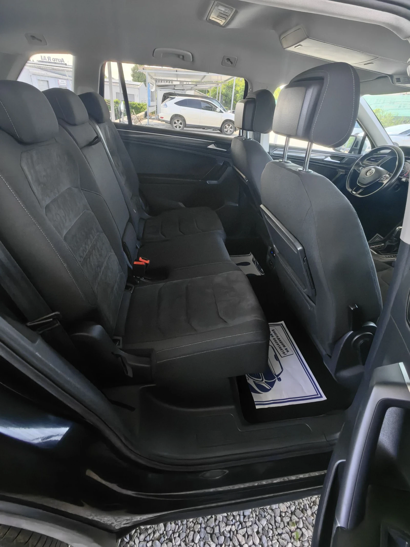 VW Tiguan Allspace 2.0tdi/4motion/HI-LINE/Швейцария/DIST/HUD/VIRT/6+ , снимка 9 - Автомобили и джипове - 55035989