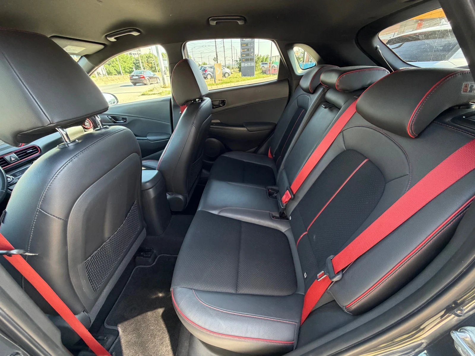 Hyundai Kona, снимка 14 - Автомобили и джипове - 55298993