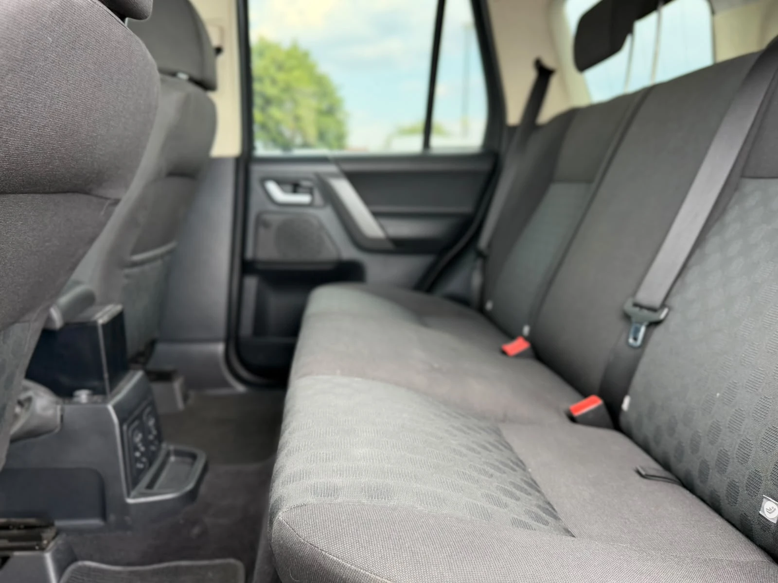 Land Rover Freelander / 2.2D / 152HP / 4X4 / ALPINE MUSIC /, снимка 10 - Автомобили и джипове - 55611058