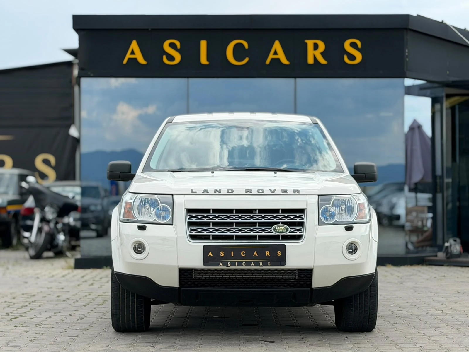 Land Rover Freelander / 2.2D / 152HP / 4X4 / ALPINE MUSIC /, снимка 8 - Автомобили и джипове - 55611058