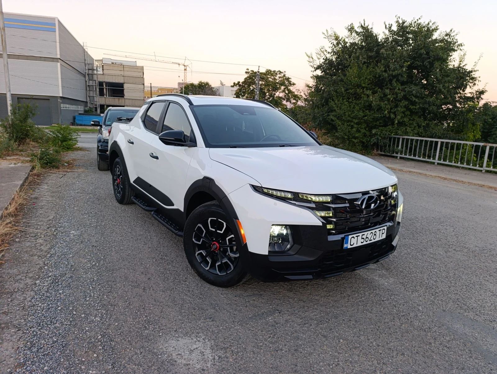 Hyundai Santa Cruz ПЕРФЕКТЕН ! НОВ НА 14200 КМ 
