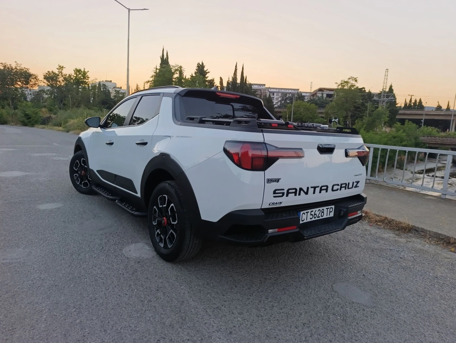 Hyundai Santa Cruz ПЕРФЕКТЕН ! НОВ НА 14200 КМ , снимка 13 - Автомобили и джипове - 55743367